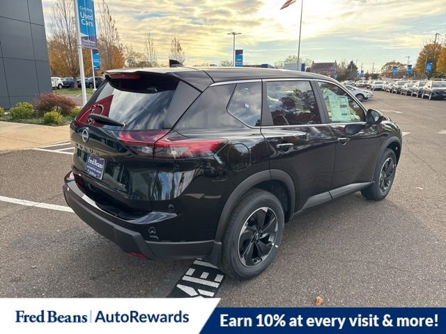 New 2026 Nissan Rogue SV image 7