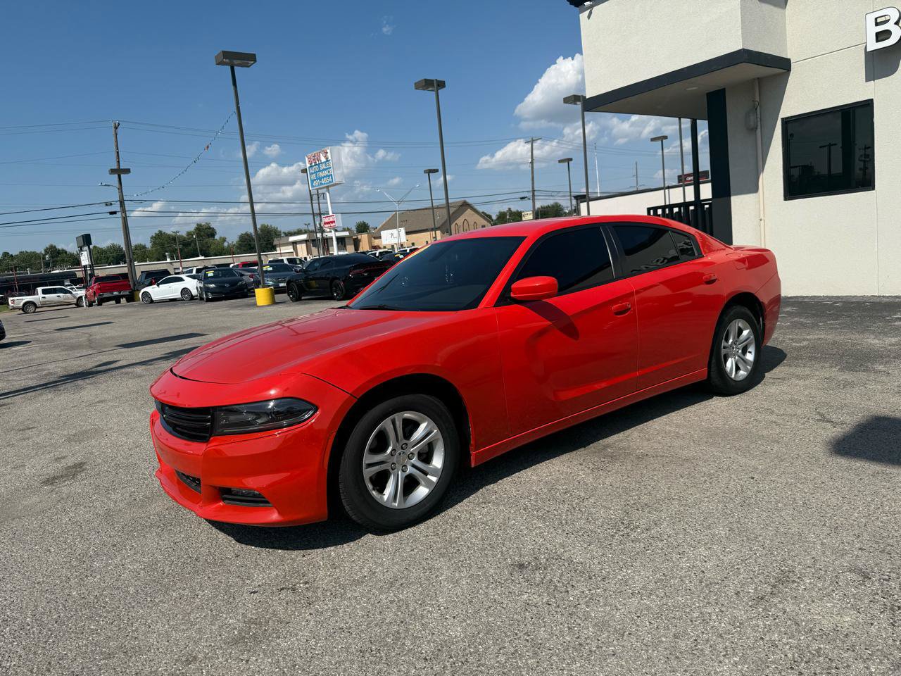 Used 2021 Dodge Charger SXT w/ Leather Interior Group RWD image 2