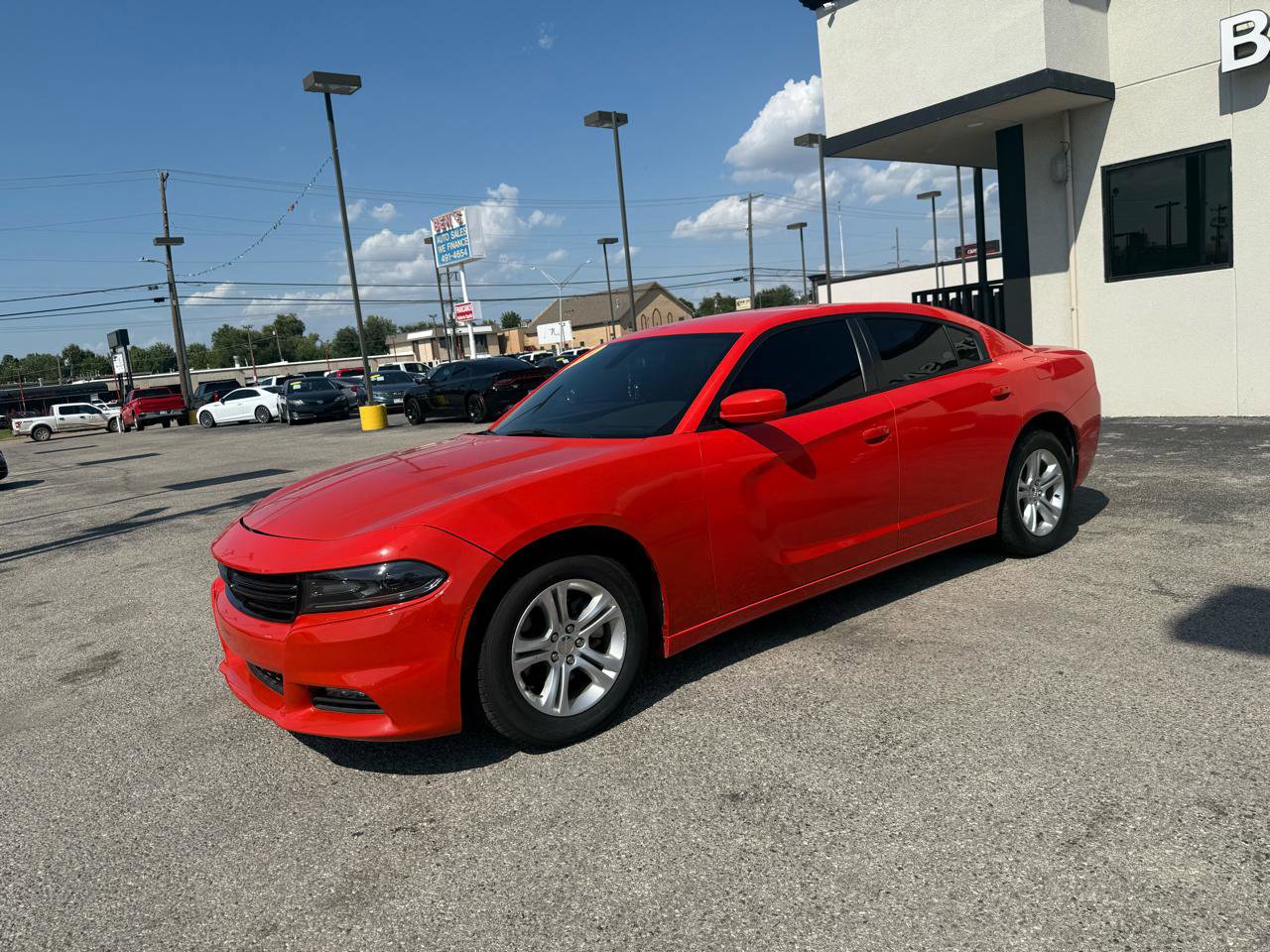 Used 2021 Dodge Charger SXT w/ Leather Interior Group RWD image 2