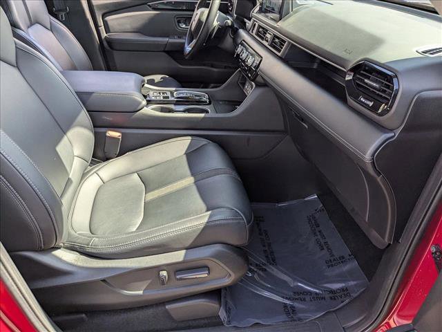 Used 2023 Honda Pilot Touring image 21
