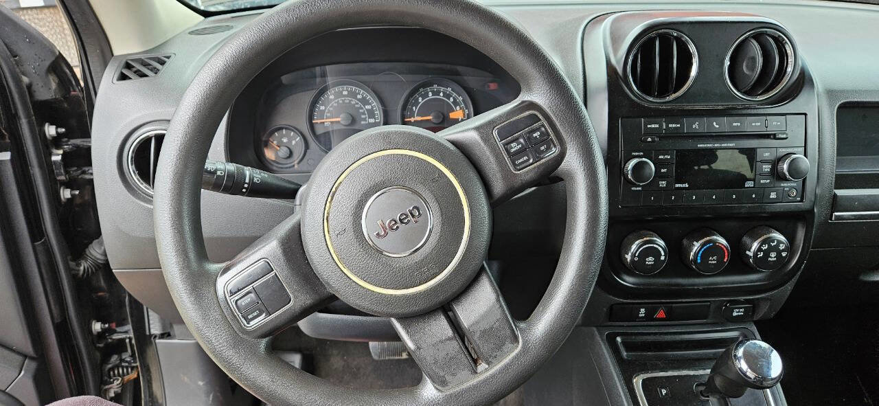 Used 2014 Jeep Patriot Sport w/ Power Value Group image 9