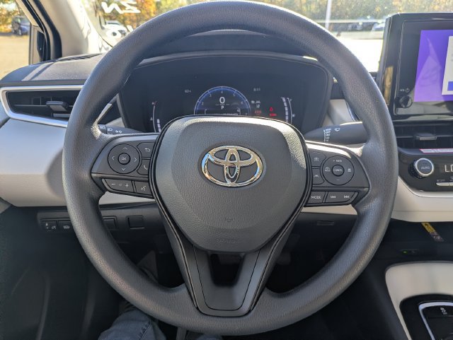 New 2027 Toyota Corolla LE w/ LE Premium Package FWD image 18