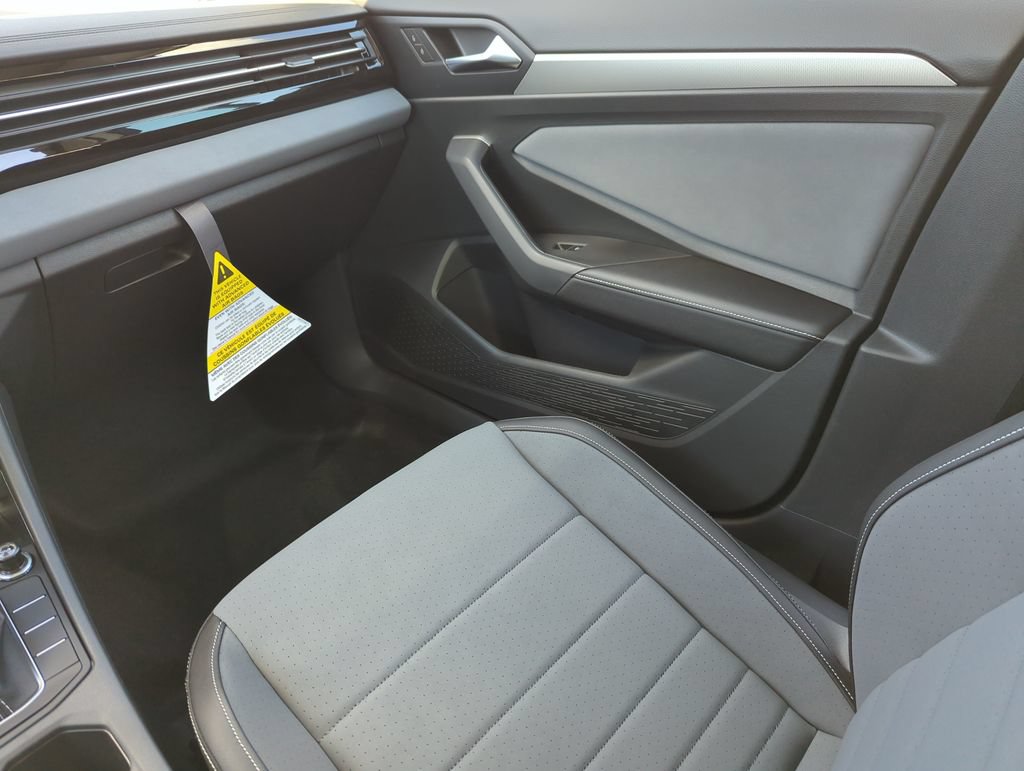 New 2026 Volkswagen Jetta SE FWD image 23