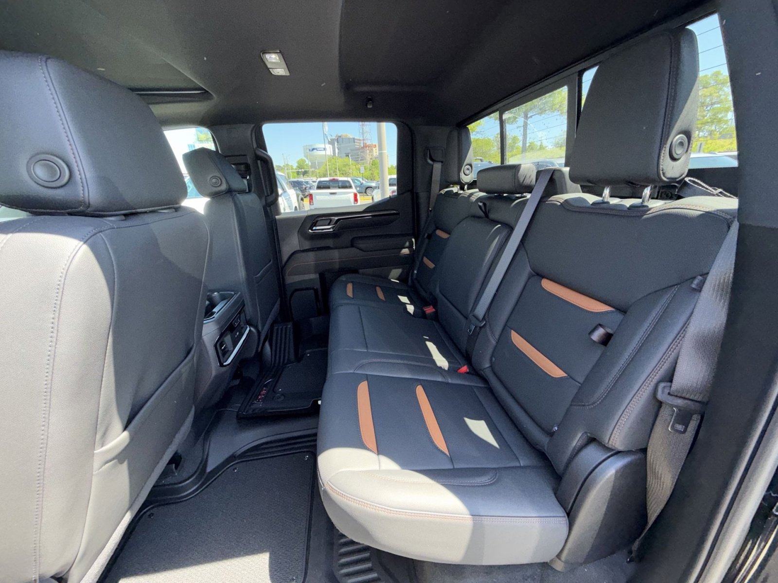 New 2026 GMC Sierra 1500 AT4 w/ AT4 Premium Package AWD/4WD image 25