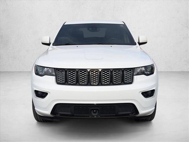 Used 2020 Jeep Grand Cherokee Altitude image 2