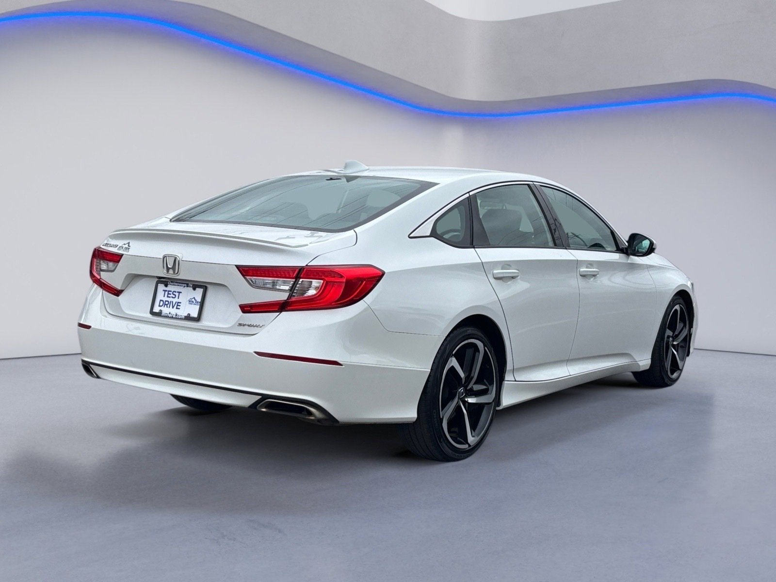Used 2018 Honda Accord Sport image 10