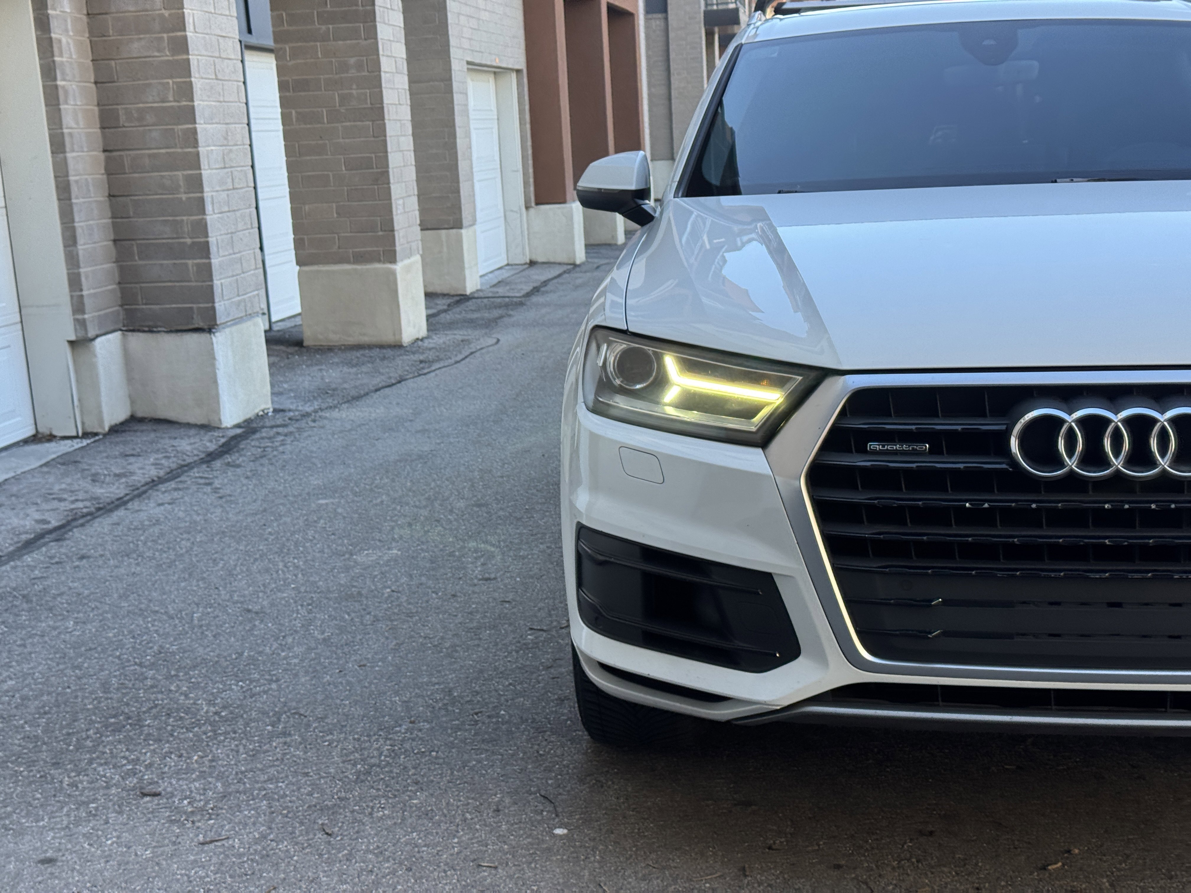 Used 2017 Audi Q7 3.0T Premium AWD/4WD image 9