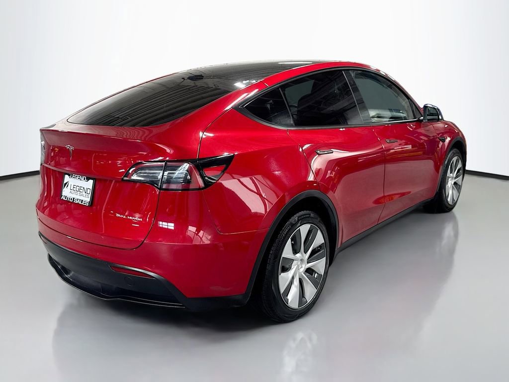 Used 2022 Tesla Model Y Long Range image 7