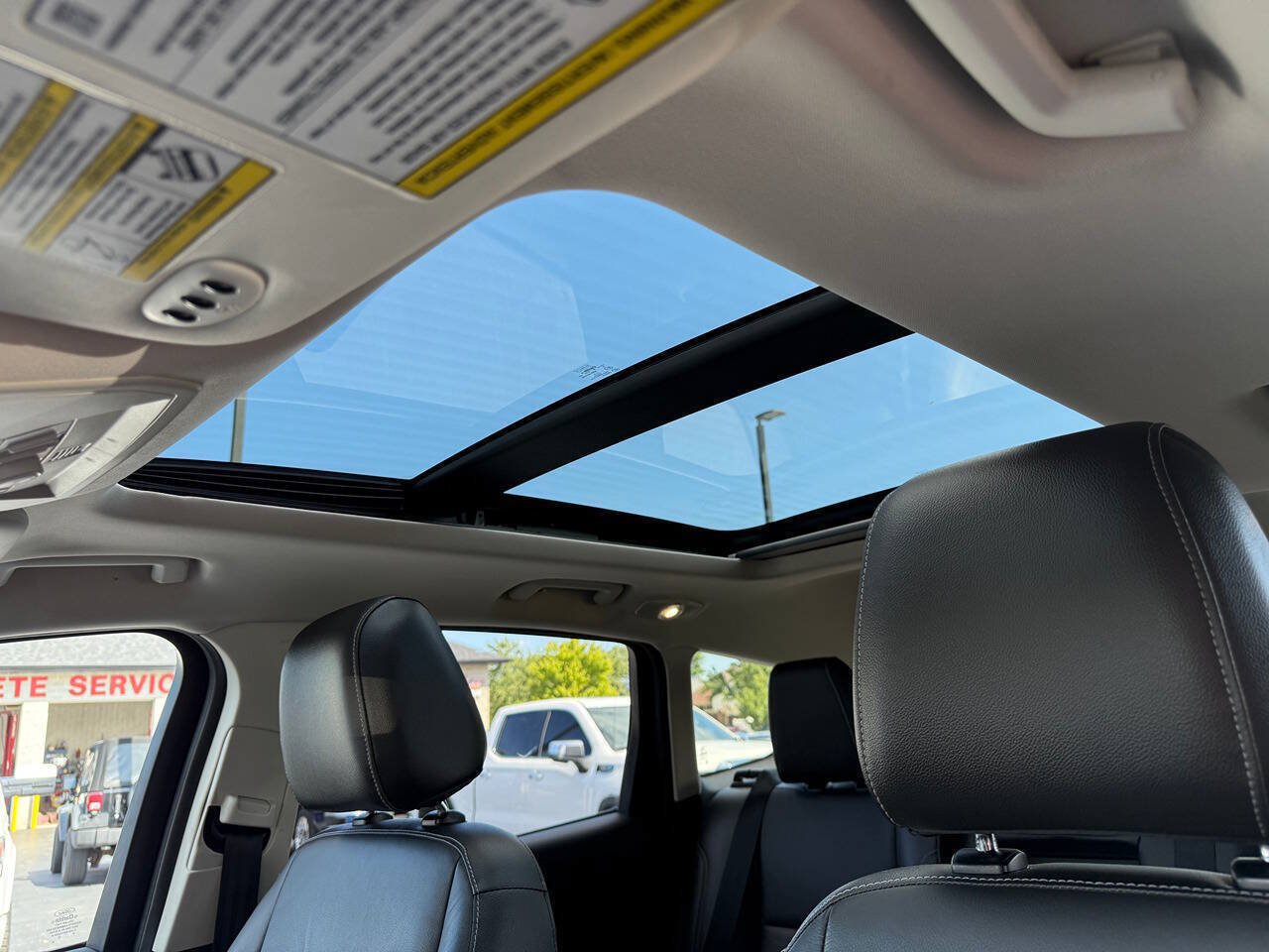 Used 2015 Ford Escape Titanium AWD/4WD image 18