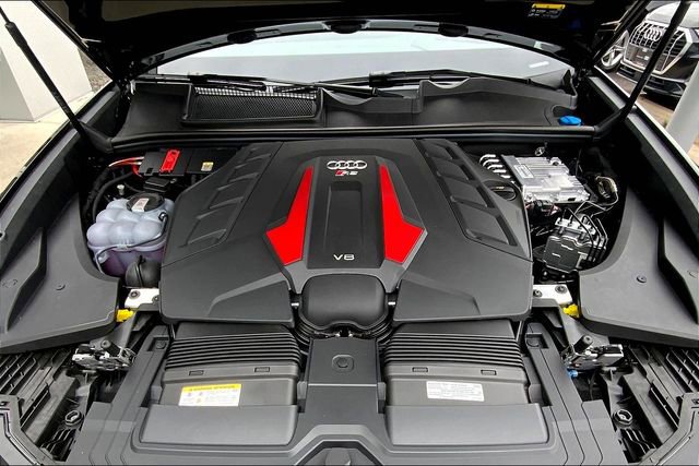 New 2026 Audi RS Q8 performance image 10