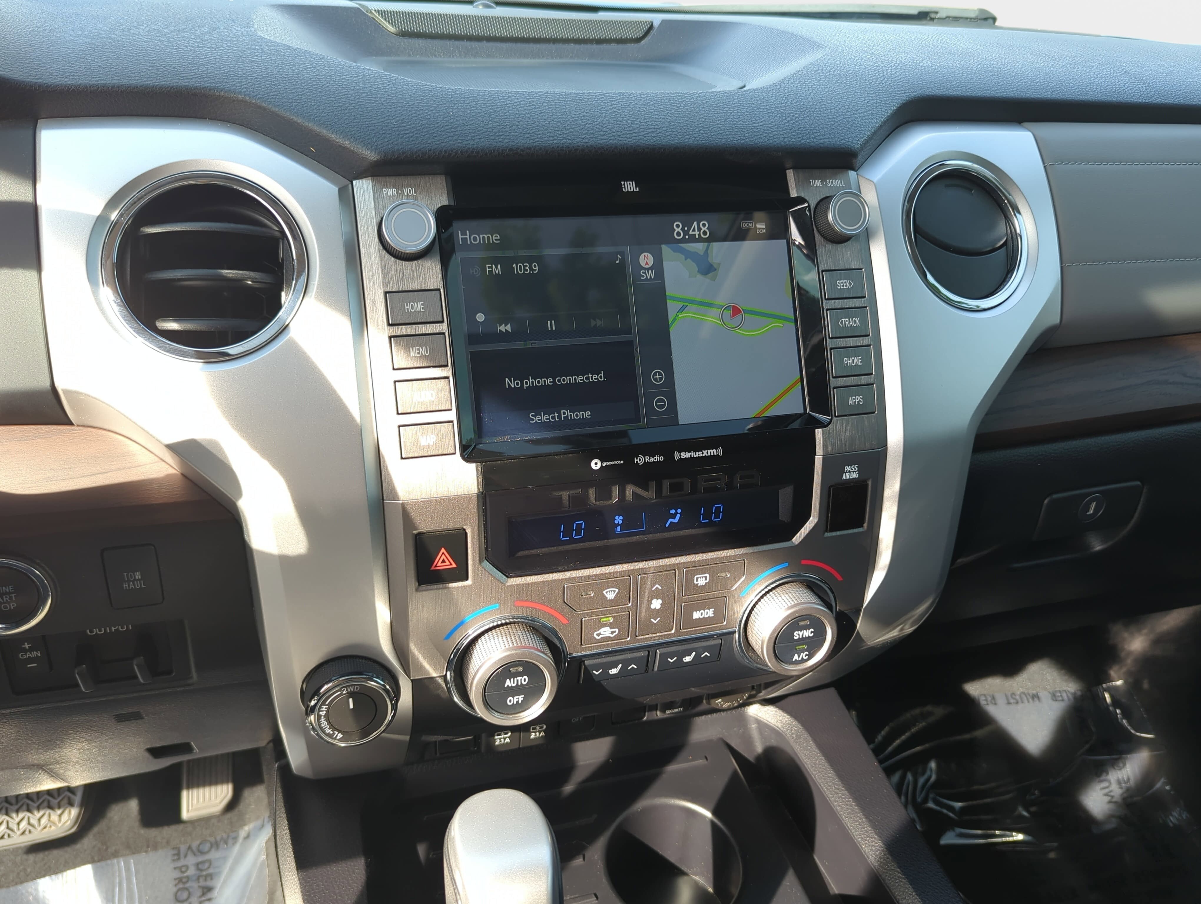 Used 2020 Toyota Tundra Limited w/ Limited Premium Package AWD/4WD image 17