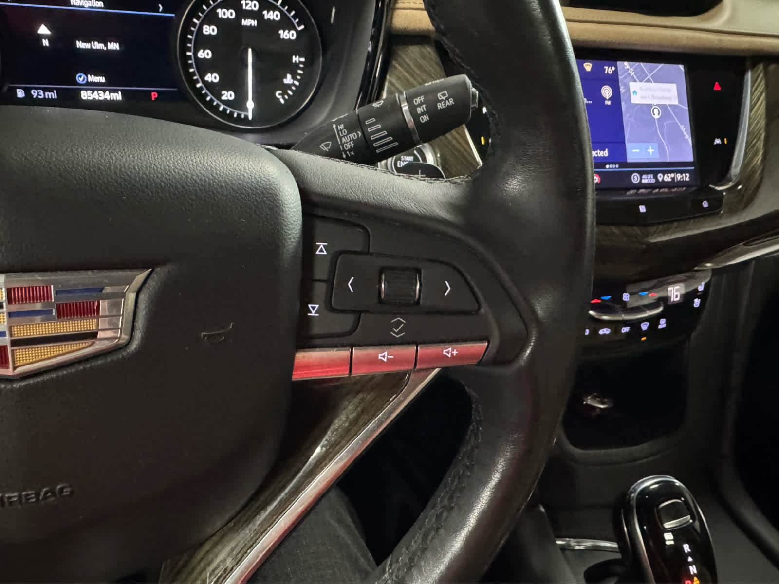 Used 2020 Cadillac XT6 Premium Luxury w/ Platinum Package image 22