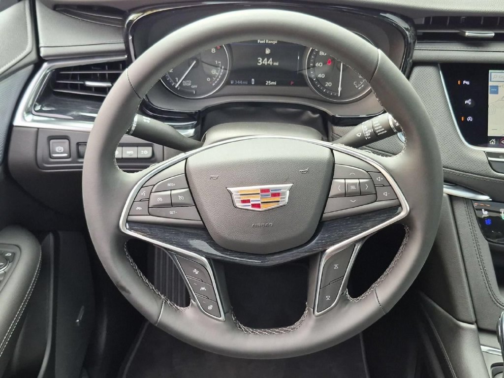 New 2026 Cadillac XT5 Premium Luxury w/ Driver Assist Package AWD/4WD image 10