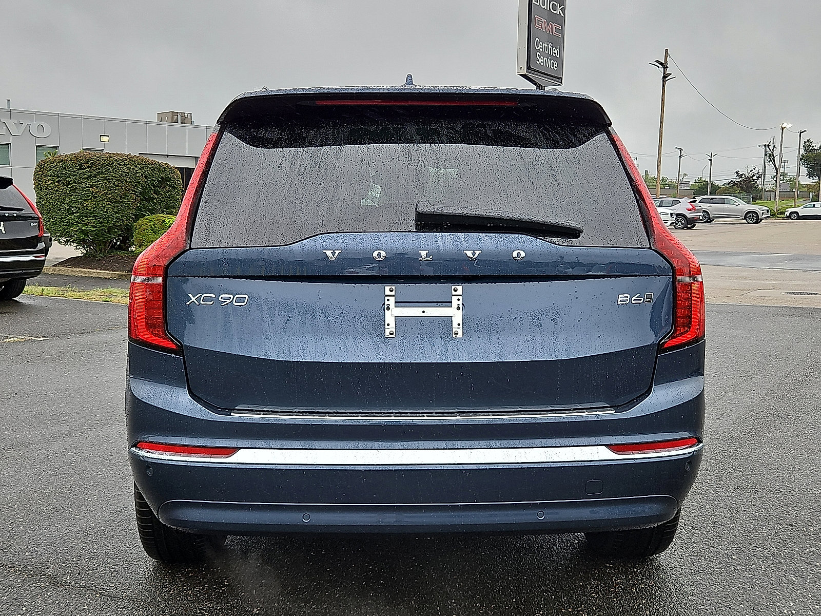 New 2026 Volvo XC90 B6 Plus w/ Protection Package Premier image 5