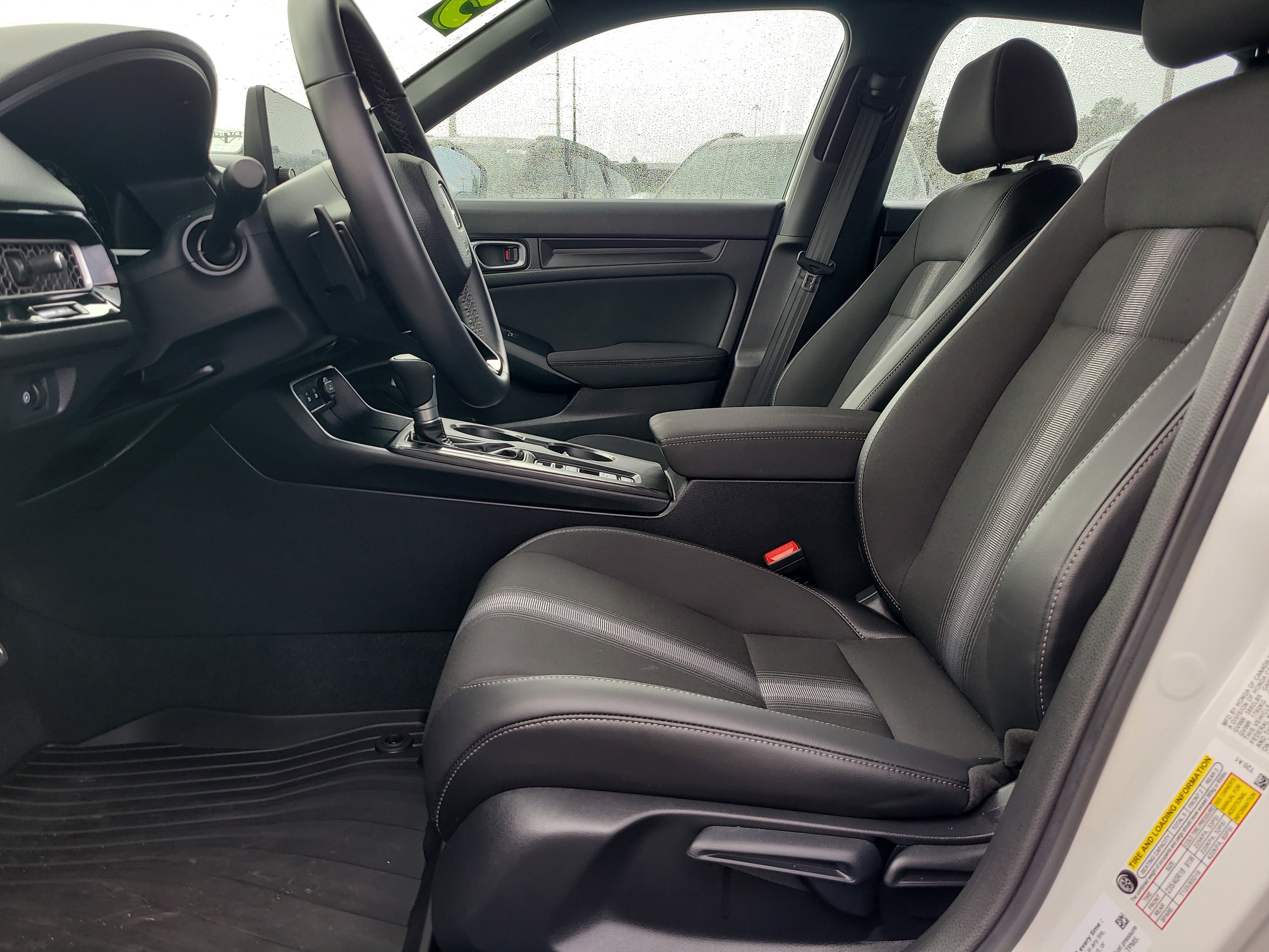 Used 2025 Honda Civic Sport image 16