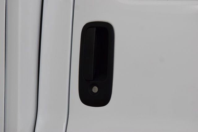 New 2025 Chevrolet Express 3500 w/ Power Convenience Package RWD image 9