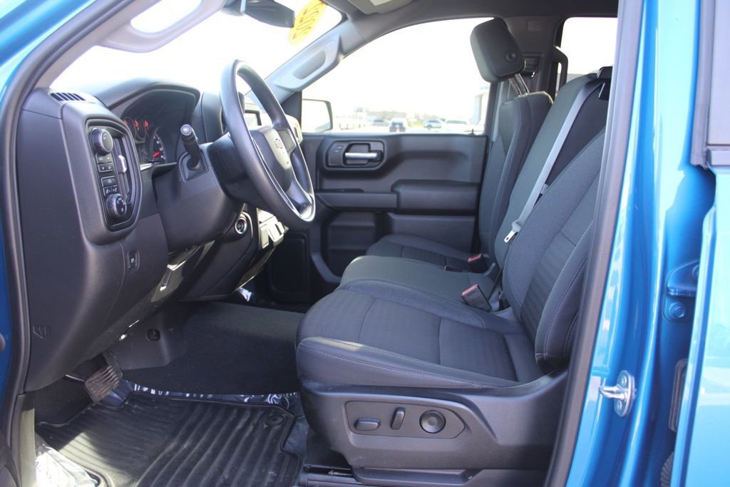 Used 2022 Chevrolet Silverado 1500 Custom w/ LPO, Dark Essentials Package image 15