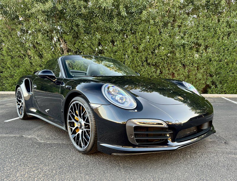 Used 2015 Porsche 911 Turbo S w/ High-end Infotainment Package AWD/4WD image 28