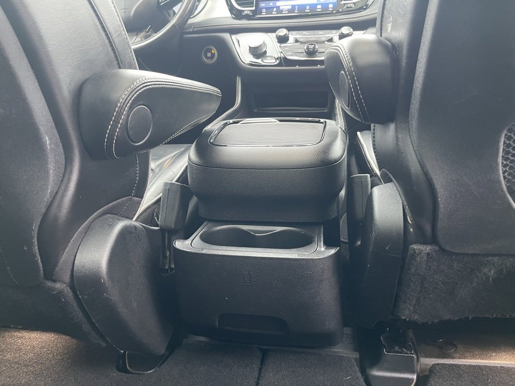 Used 2021 Chrysler Pacifica Limited w/ S Appearance Package image 36