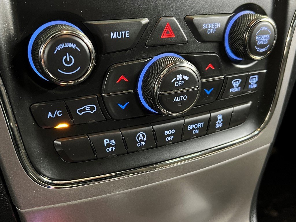 Certified 2020 Jeep Grand Cherokee Laredo image 43