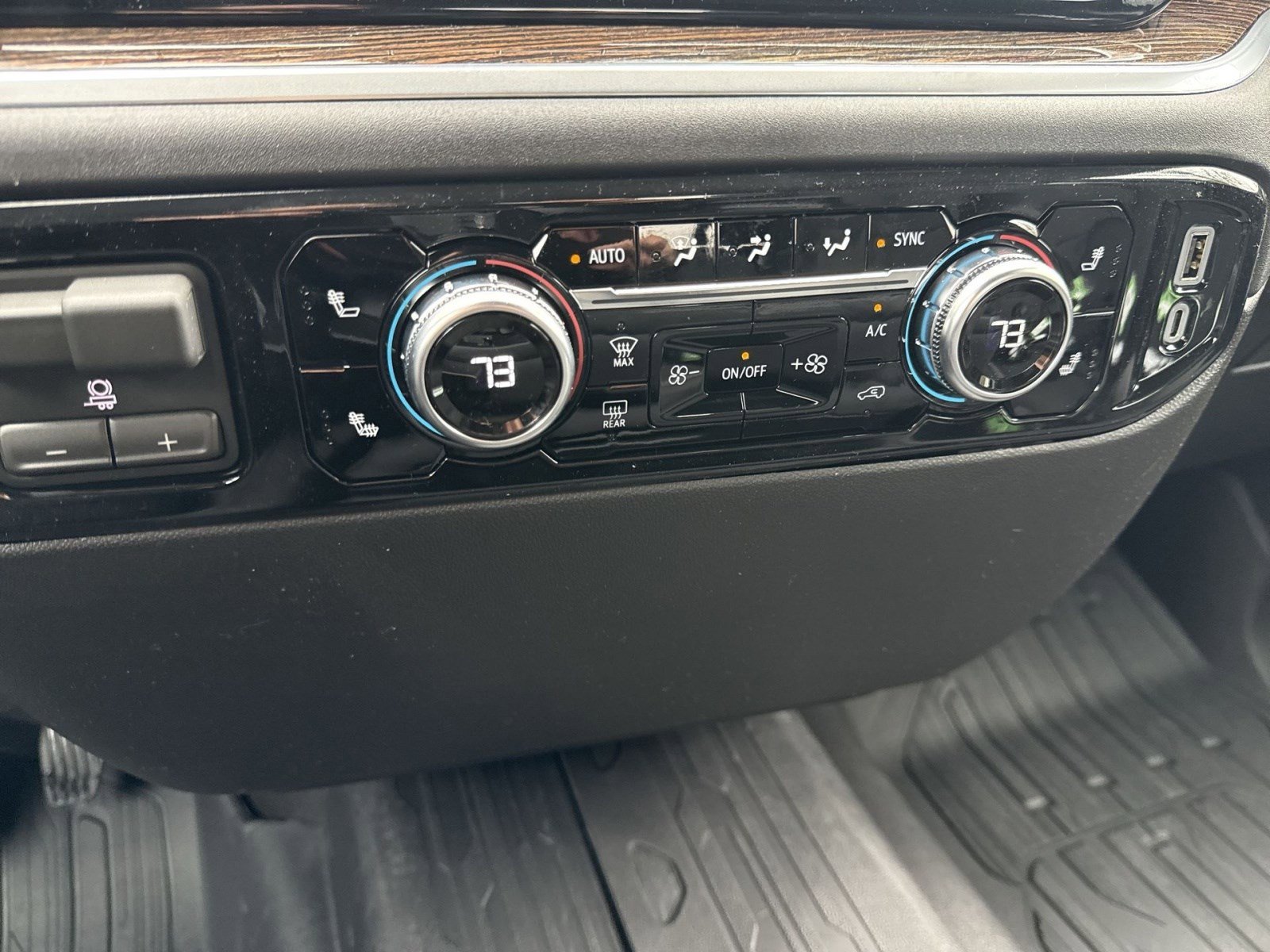 New 2026 GMC Sierra 1500 Elevation w/ Elevation Select Package image 15