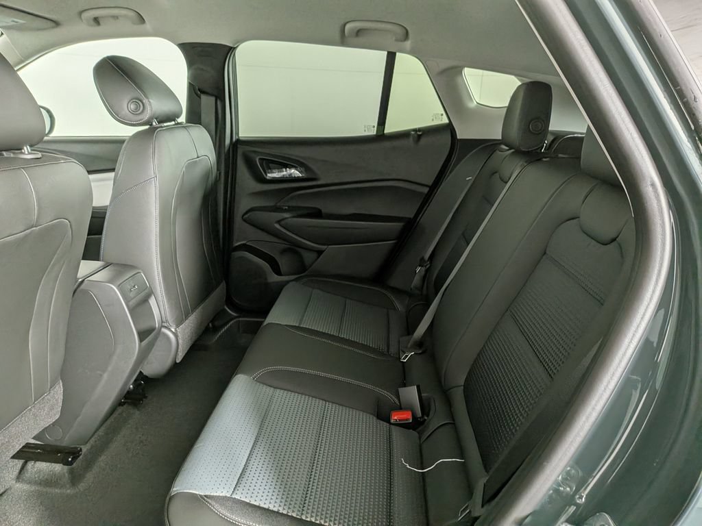New 2026 Chevrolet Trax LT w/ Driver Confidence Package FWD image 26