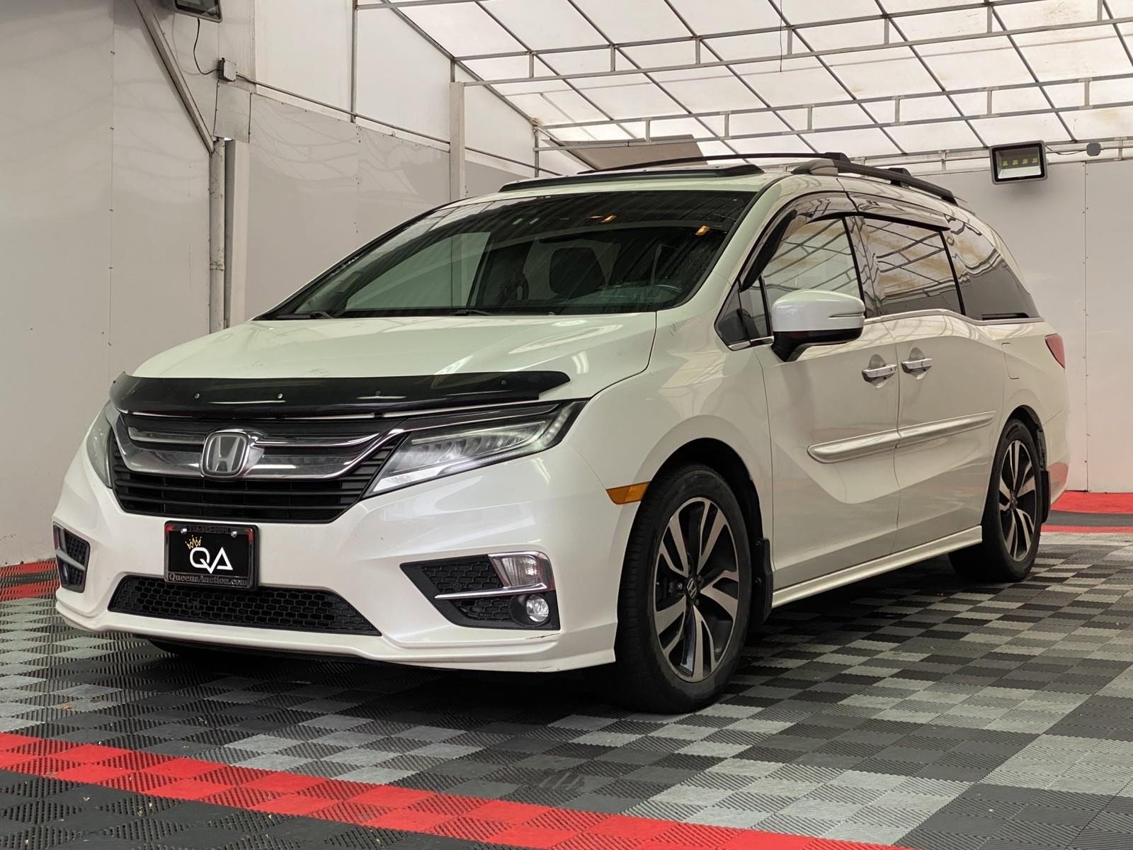 Used 2018 Honda Odyssey Elite image 3