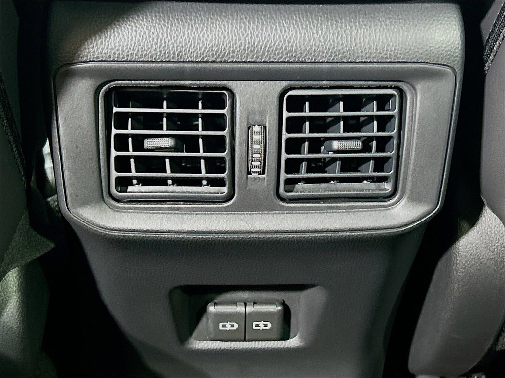 Used 2025 Toyota RAV4 XLE Premium image 22