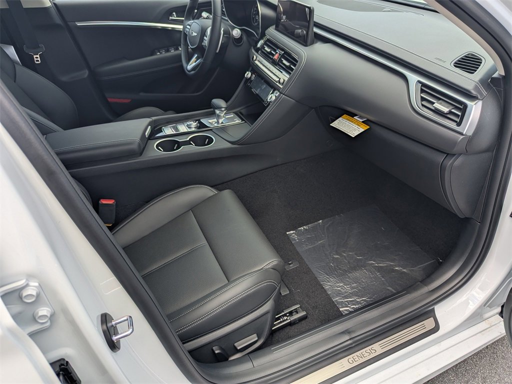New 2026 Genesis G70 2.5T image 12