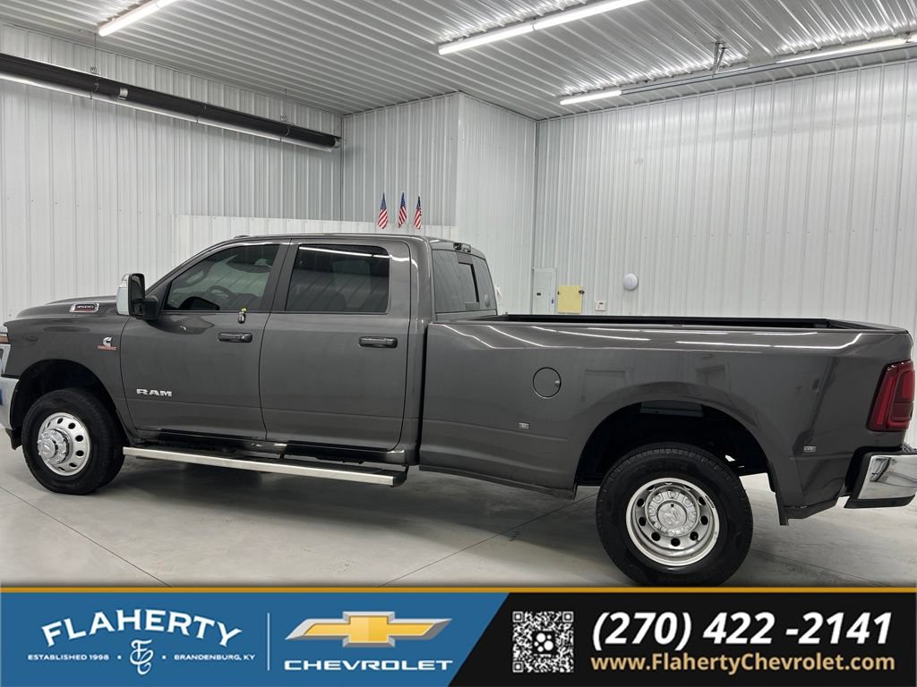 Used 2025 RAM 3500 Laramie w/ Max Tow Package AWD/4WD image 5