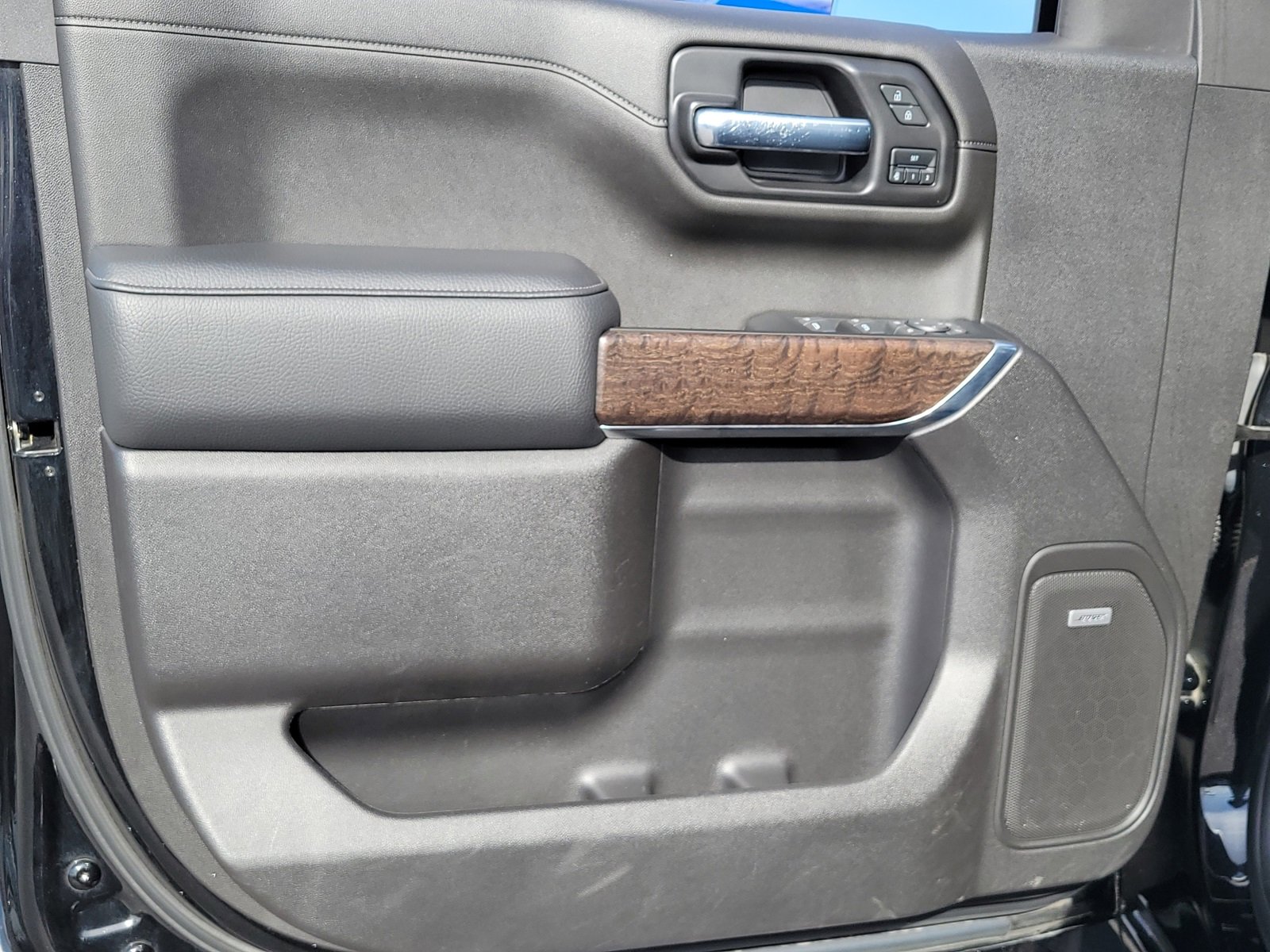 Used 2021 GMC Sierra 1500 Denali w/ Denali Premium Package image 7