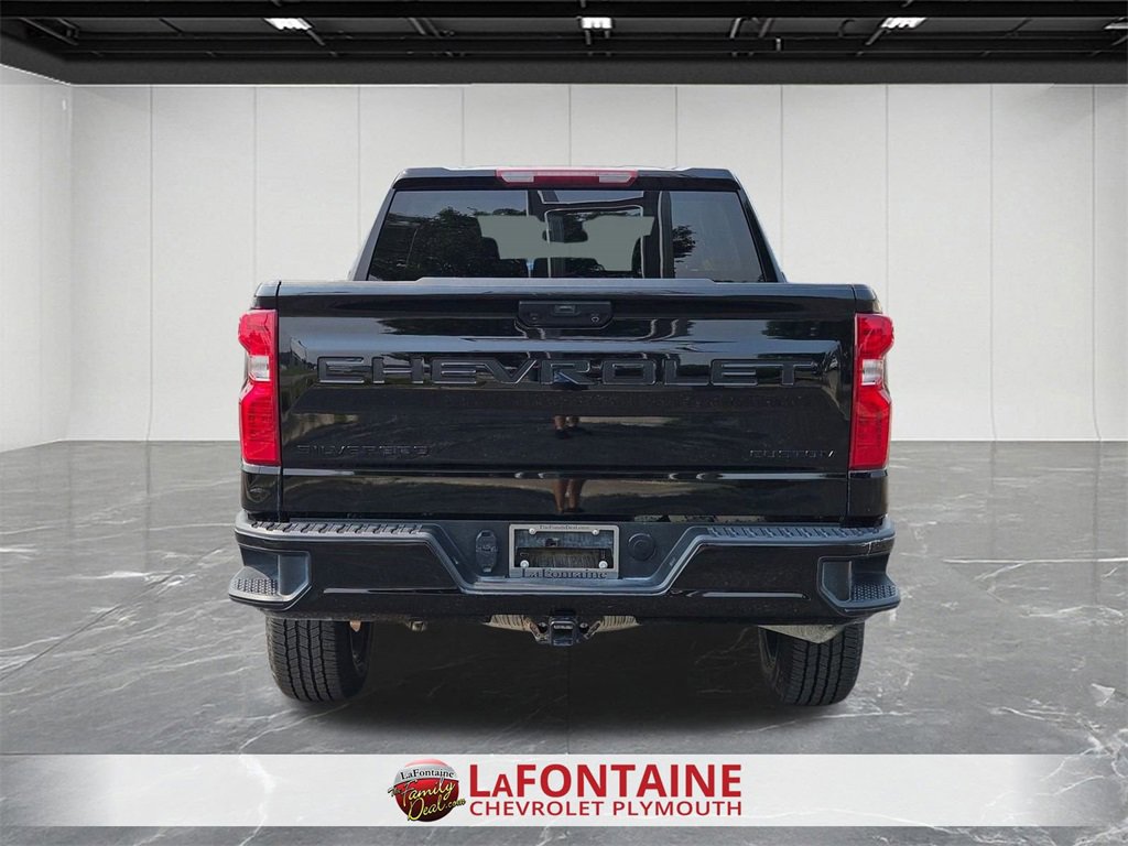 Used 2023 Chevrolet Silverado 1500 Custom Trail Boss w/ LPO, Dark Essentials Package image 7