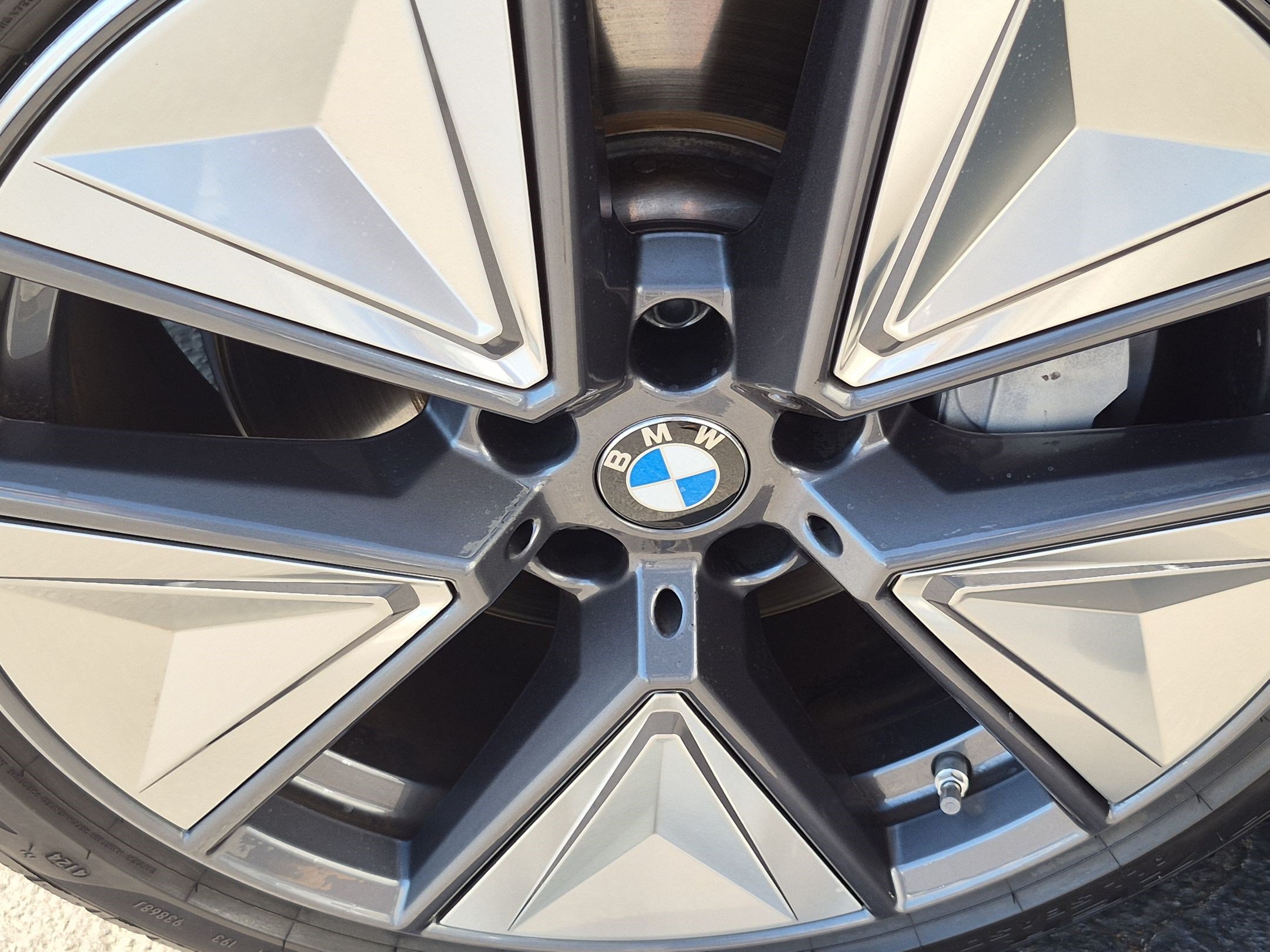 Certified 2025 BMW i4 eDrive40 w/ M Sport Package RWD image 13