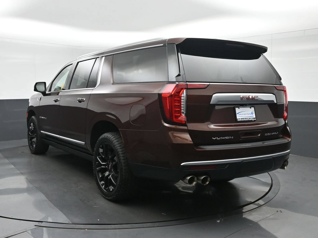 Used 2023 GMC Yukon XL Denali AWD/4WD image 5