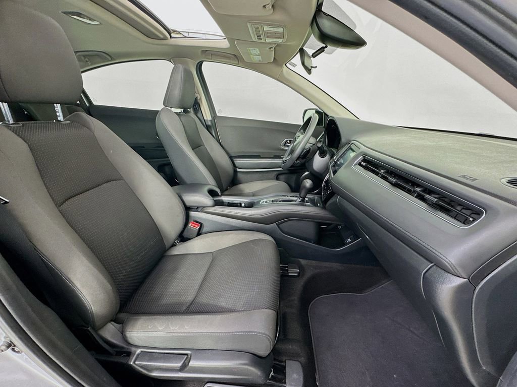 Used 2022 Honda HR-V EX image 35