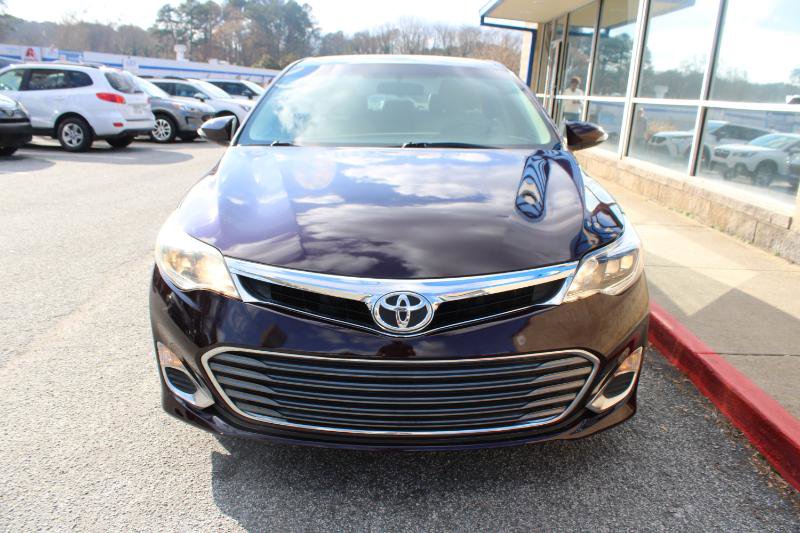 Used 2015 Toyota Avalon XLE FWD image 2