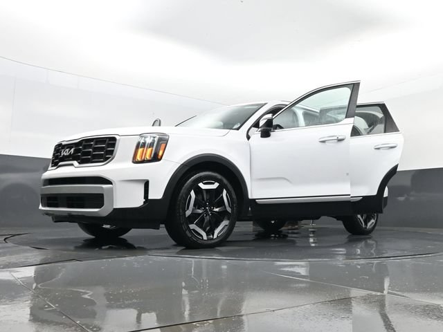 Used 2025 Kia Telluride S AWD/4WD image 36