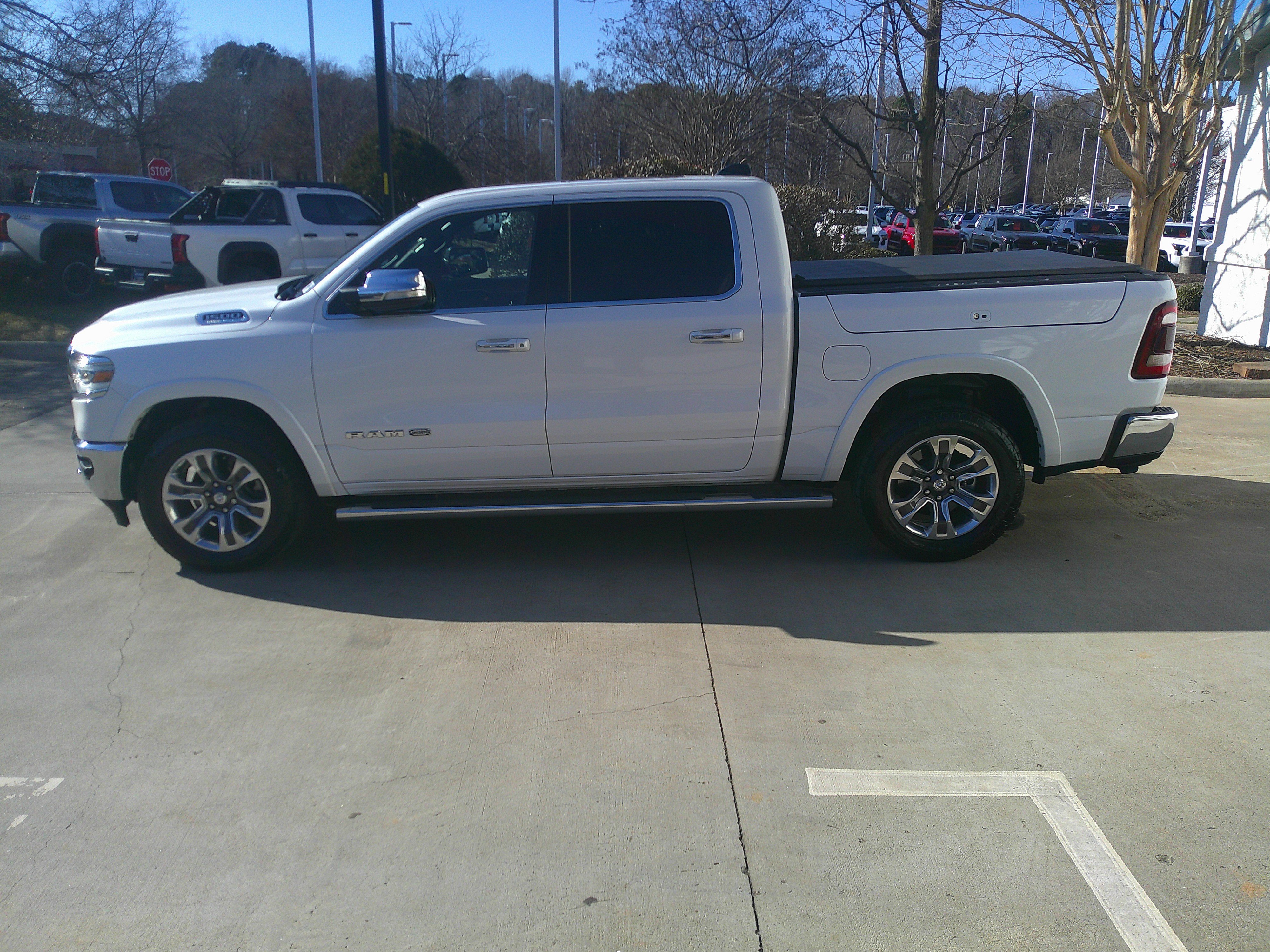 Used 2022 RAM 1500 Limited w/ Bed Utility Group image 8