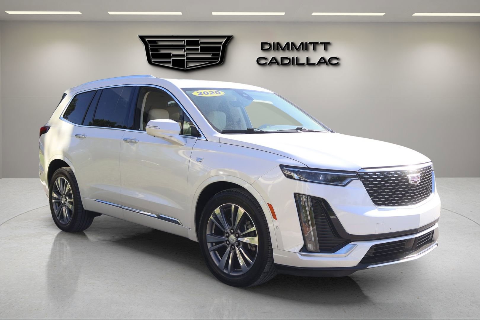 Used 2020 Cadillac XT6 Premium Luxury FWD image 7