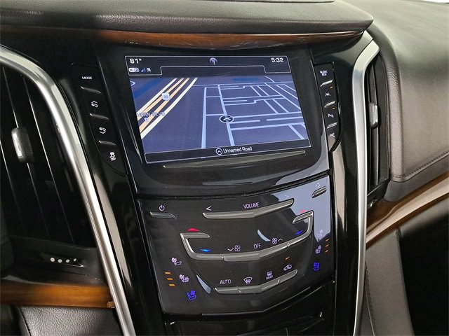 Used 2020 Cadillac Escalade ESV Premium Luxury image 30