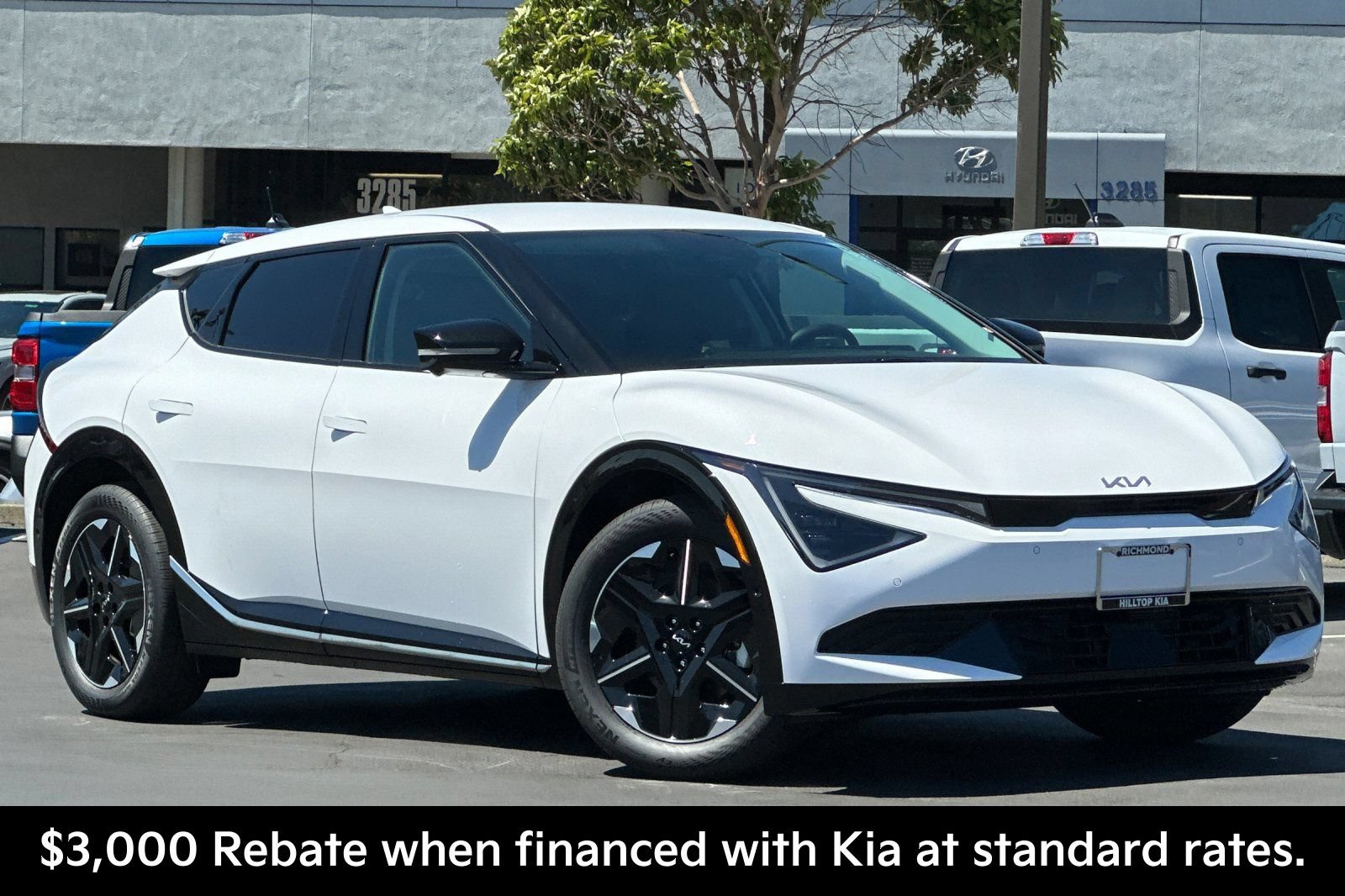 New 2026 Kia EV6 Wind RWD image 2