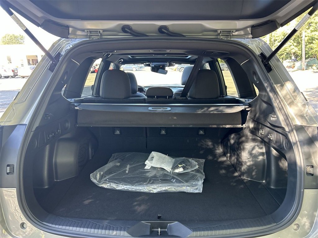 Certified 2025 Subaru Forester Premium image 27