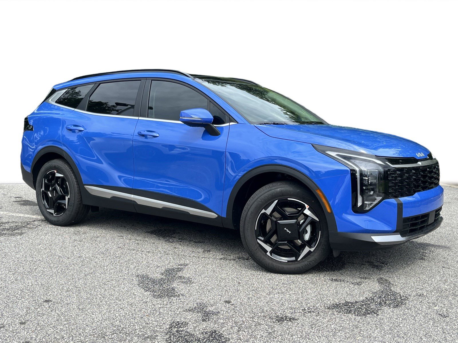 New 2026 Kia Sportage EX w/ EX Panorama Roof Package image 2