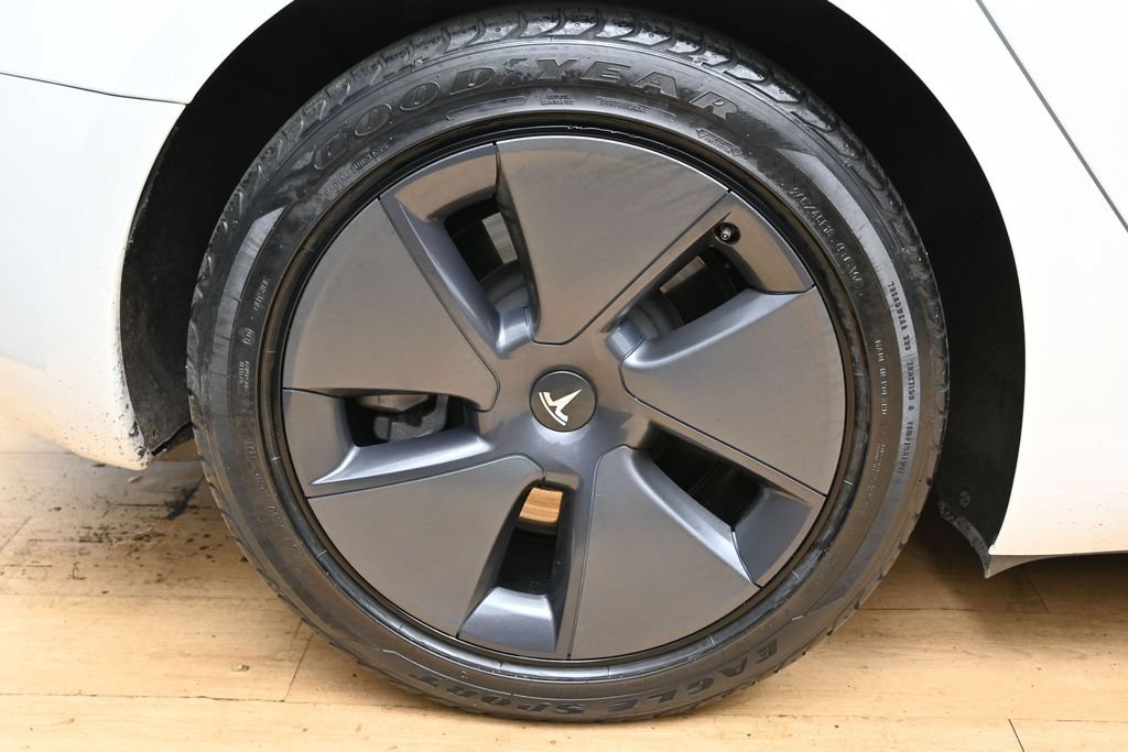 Used 2023 Tesla Model 3 Standard Range RWD image 15