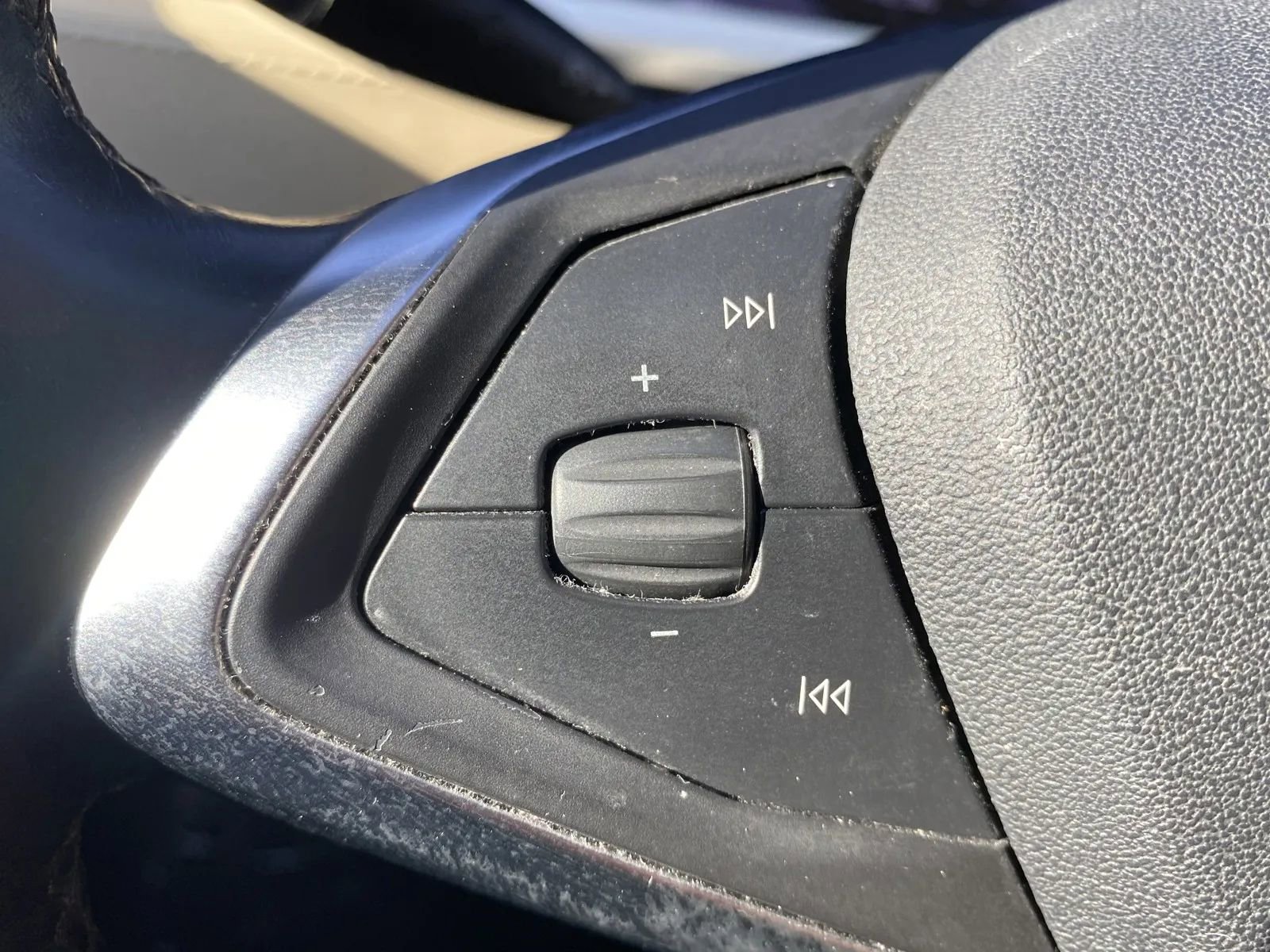 Used 2014 Tesla Model S P85 RWD image 18