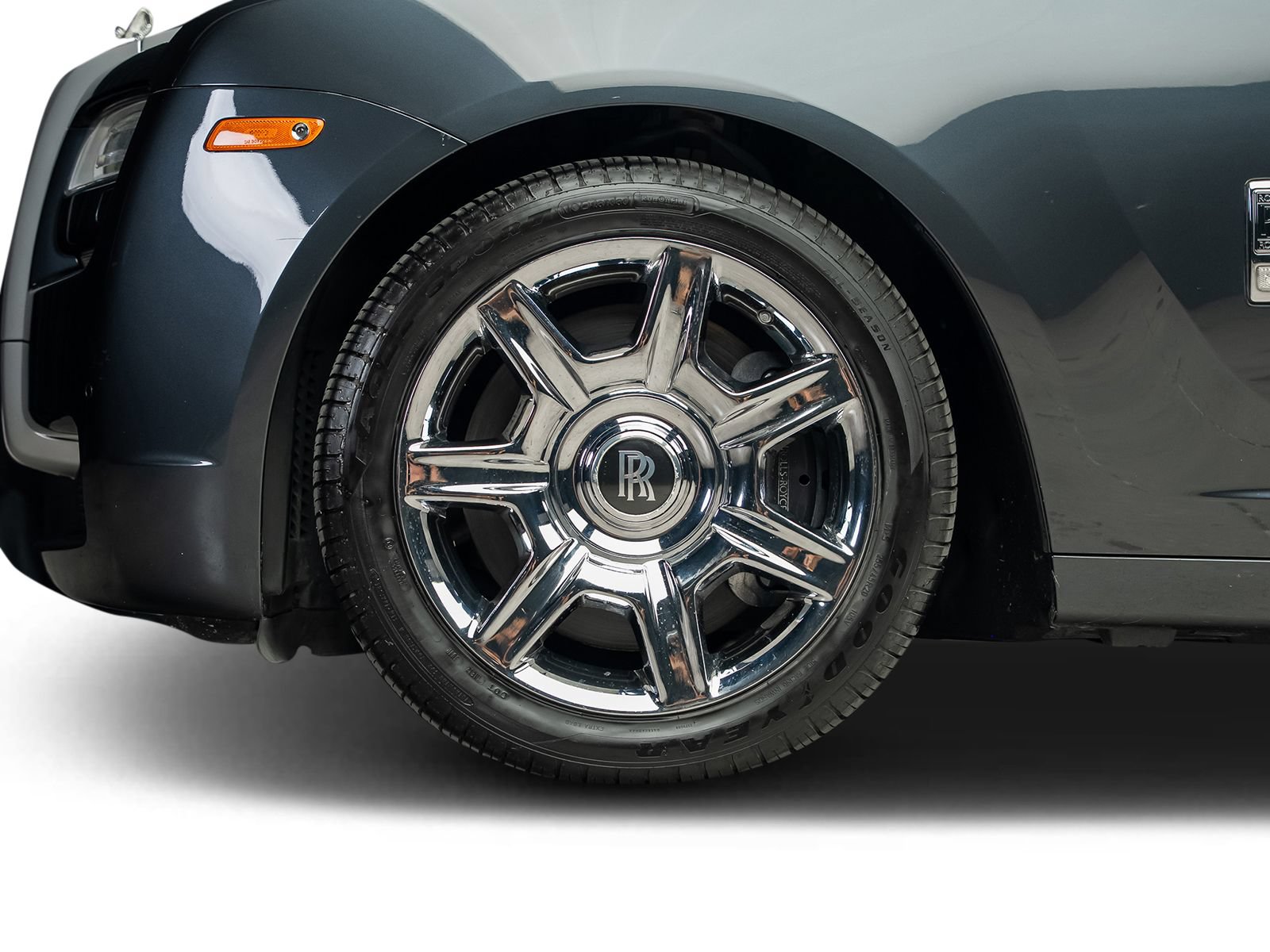 Used 2011 Rolls-Royce Ghost RWD image 20