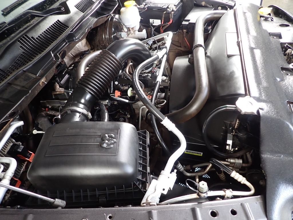 Used 2022 RAM 1500 Classic Warlock AWD/4WD image 13