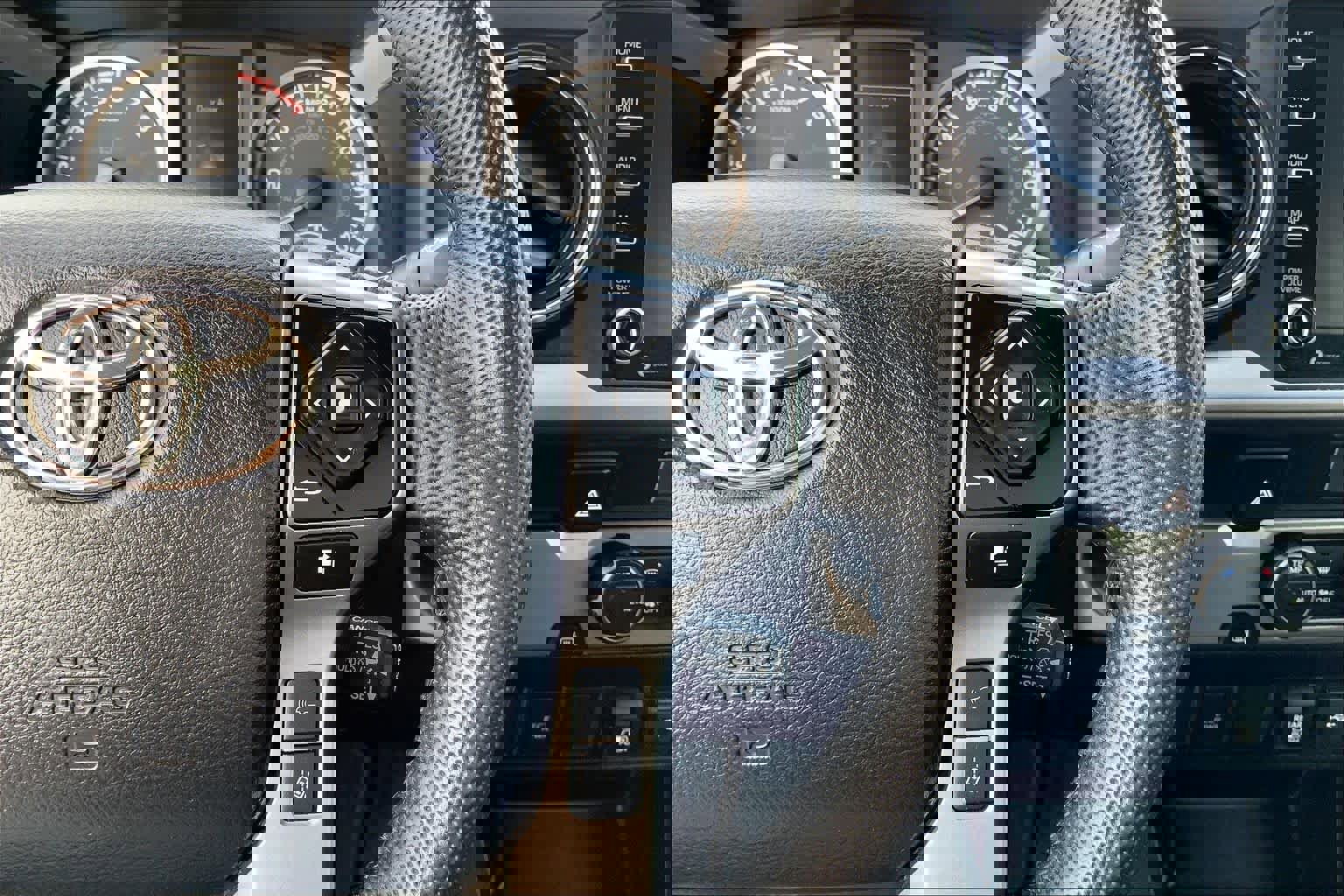 Used 2023 Toyota Tacoma SR5 image 41