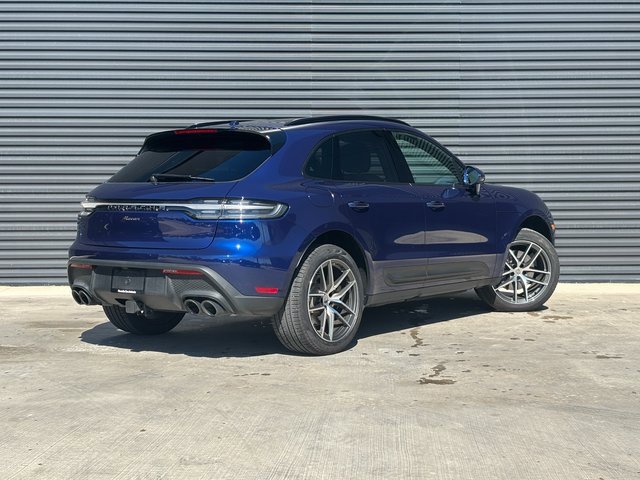 Certified 2025 Porsche Macan image 7