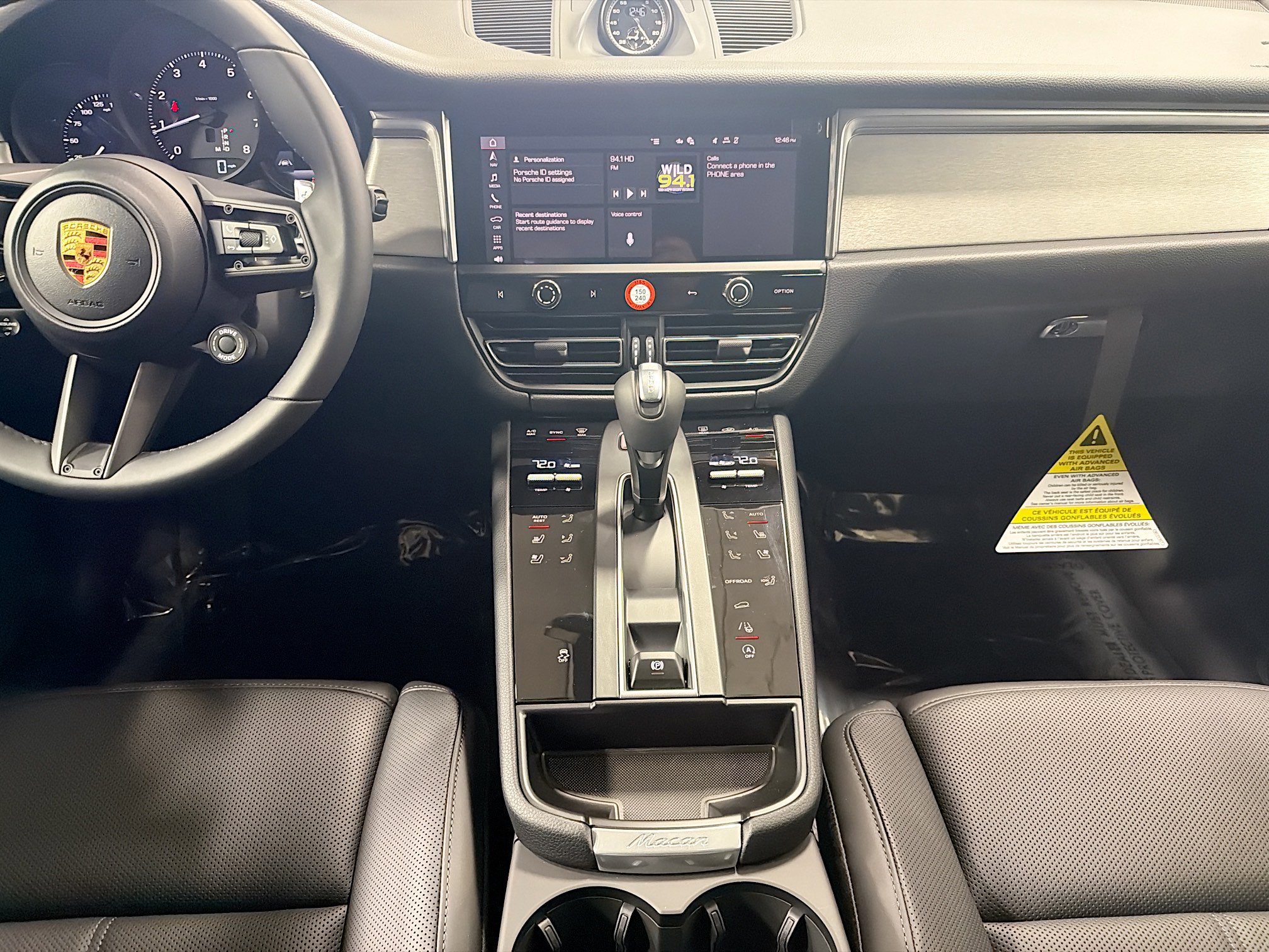 Certified 2026 Porsche Macan AWD/4WD image 19